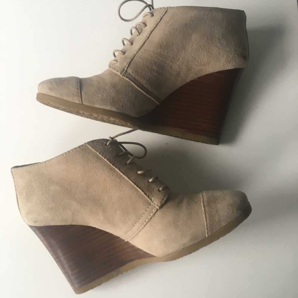 J. Crew Wedge Boots in Flax Size 6